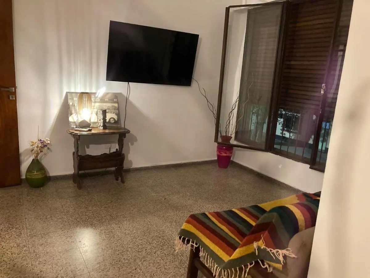 Acogedor, Centrico. Amplio Apartment Mendoza