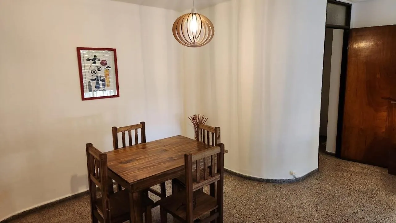 Acogedor, Centrico. Amplio Apartment Mendoza